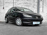 Peugeot 206 1.4 hdi pop' art 68pk 2004 -orig. nl-, 08-pp-vs - afbeelding 31 van  33