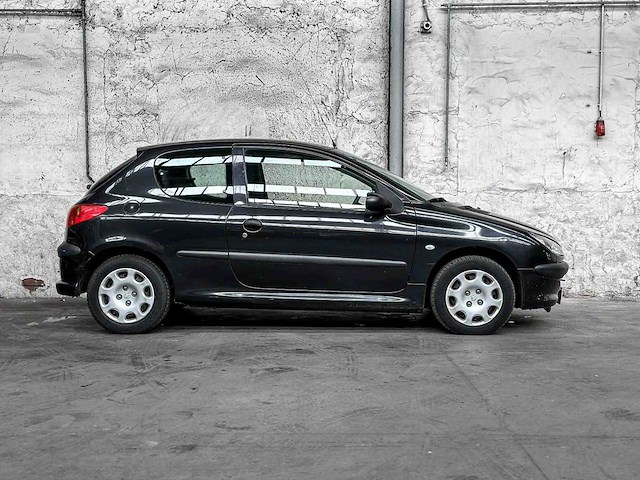 Peugeot 206 1.4 hdi pop' art 68pk 2004 -orig. nl-, 08-pp-vs - afbeelding 33 van  33