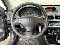 Peugeot 206 1.4 hdi pop' art 68pk 2004 -orig. nl-, 08-pp-vs - afbeelding 18 van  33