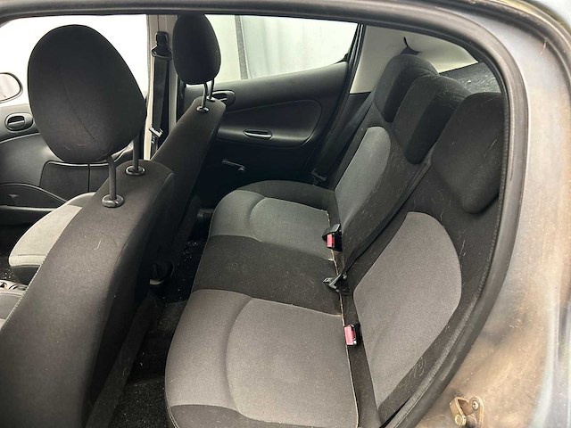 Peugeot 206 1.4 one-line 2006 - afbeelding 5 van  18