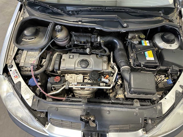 Peugeot 206 1.4 one-line jh-447-j - afbeelding 5 van  9