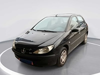 Peugeot 206 1.4 xr 2001 | 98-gt-rx - afbeelding 1 van  4