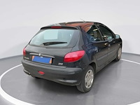 Peugeot 206 1.4 xr 2001 | 98-gt-rx - afbeelding 2 van  6