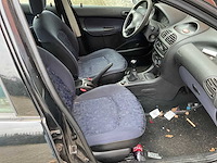 Peugeot 206 1.4 xr 2001 | 98-gt-rx - afbeelding 3 van  6