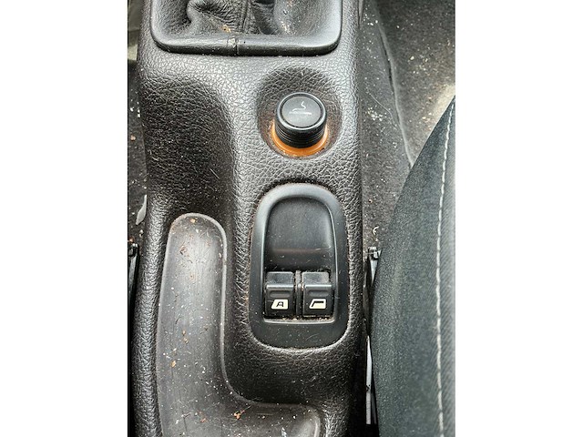 Peugeot 206 1.4 xs 17-hj-vd - afbeelding 17 van  25