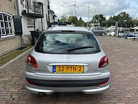 Peugeot 206 + 1.4 xs, 32-ptn-2 - afbeelding 8 van  15