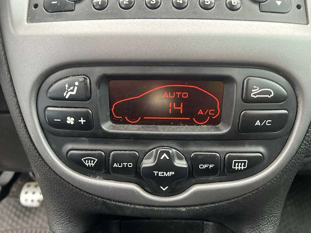 Peugeot 206 1.6-16v quiksilver | 14-nd-bj - afbeelding 10 van  26
