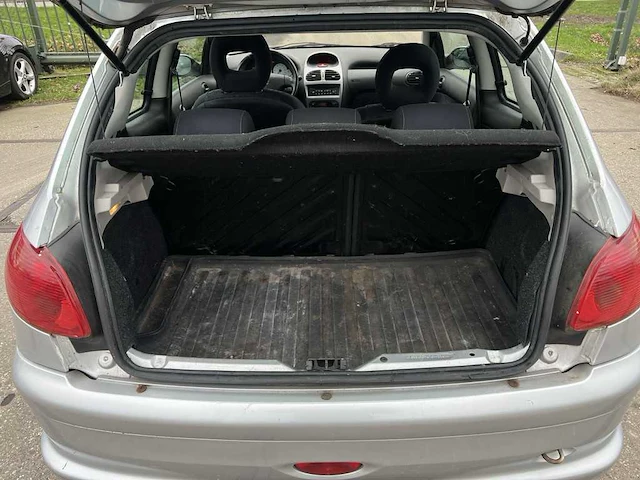 Peugeot 206 1.6-16v quiksilver | 14-nd-bj - afbeelding 14 van  26