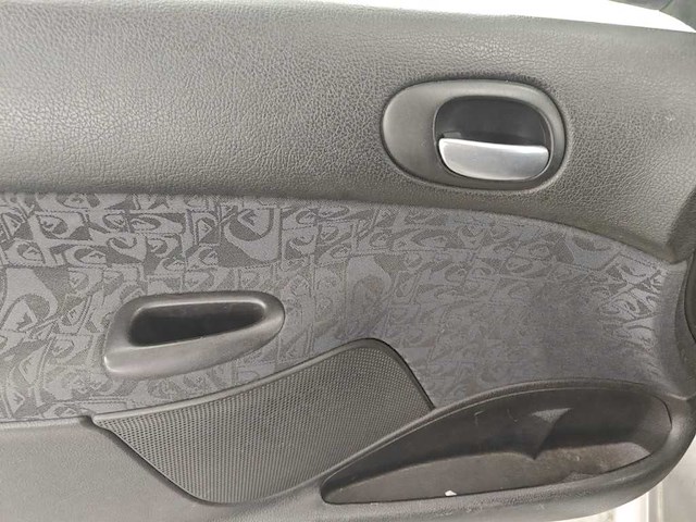 Peugeot 206 1.6-16v quiksilver 2003 | 14-nd-bj - afbeelding 9 van  21