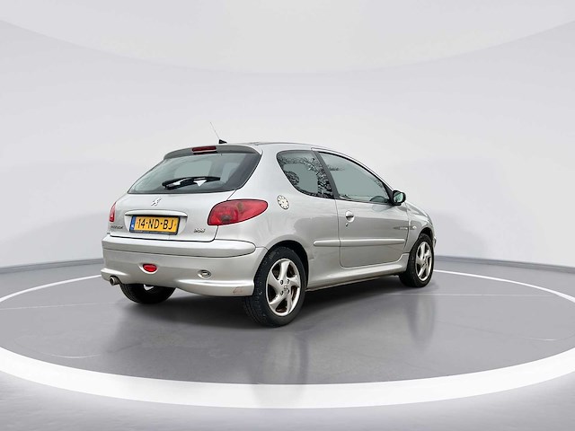 Peugeot 206 1.6-16v quiksilver 2003 | 14-nd-bj - afbeelding 12 van  26