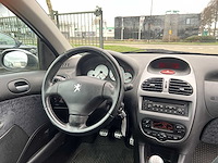 Peugeot 206 1.6-16v quiksilver 2003 | 14-nd-bj - afbeelding 21 van  26