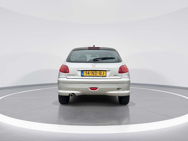 Peugeot 206 1.6-16v quiksilver 2003 | 14-nd-bj - afbeelding 9 van  26