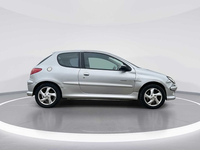 Peugeot 206 1.6-16v quiksilver 2003 | 14-nd-bj - afbeelding 13 van  26