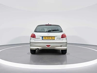 Peugeot 206 1.6-16v quiksilver 2003 | 14-nd-bj - afbeelding 3 van  26