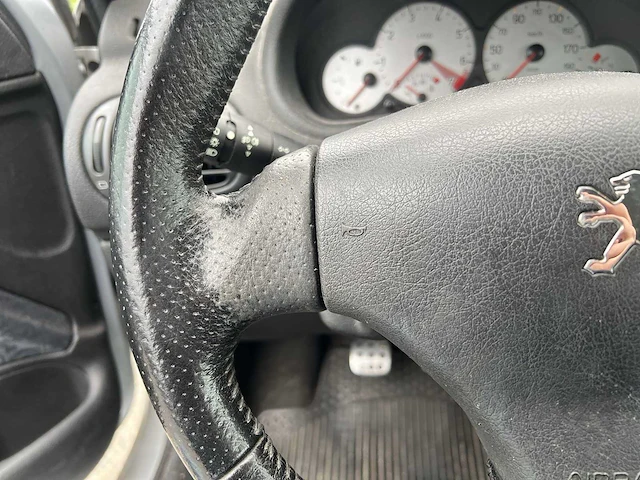 Peugeot 206 1.6-16v quiksilver 2003 | 14-nd-bj - afbeelding 4 van  26
