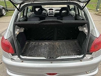 Peugeot 206 1.6-16v quiksilver 2003 | 14-nd-bj - afbeelding 22 van  26