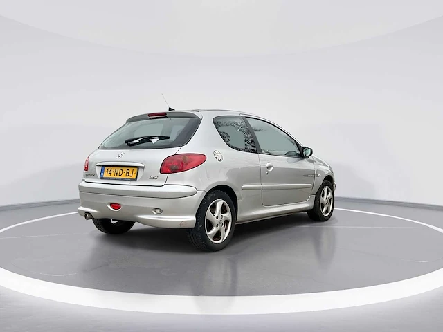 Peugeot 206 1.6-16v quiksilver 2003 | 14-nd-bj - afbeelding 10 van  26