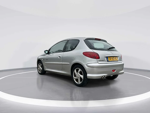 Peugeot 206 1.6-16v quiksilver 2003 | 14-nd-bj - afbeelding 17 van  26
