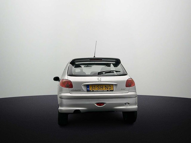 Peugeot 206 1.6-16v quiksilver 2006 | 31-sh-nd - afbeelding 18 van  19