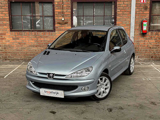Peugeot 206 2.0-16v gti 134pk 2004, 33-ns-vn - afbeelding 23 van  48