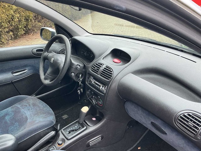 Peugeot 206 “automaat” 85-fd-gz - afbeelding 4 van  33