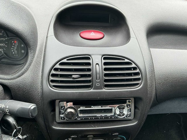 Peugeot 206 “automaat” 85-fd-gz - afbeelding 7 van  33