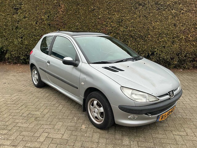 Peugeot 206 “automaat” 85-fd-gz - afbeelding 1 van  33