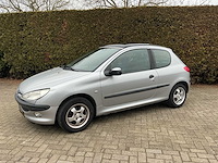 Peugeot 206 “automaat” 85-fd-gz - afbeelding 28 van  33