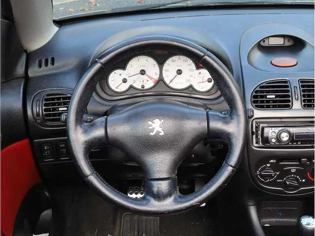 Peugeot 206 cc 1.6 16v 2001, 92-hl-ff - afbeelding 16 van  37