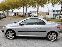 Peugeot 206 cc 1.6 16v 2001, 92-hl-ff - afbeelding 12 van  37