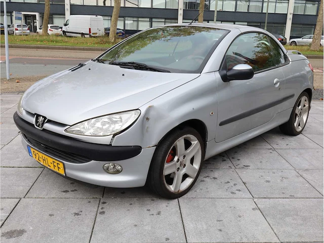 Peugeot 206 cc 1.6 16v 2001, 92-hl-ff - afbeelding 35 van  37