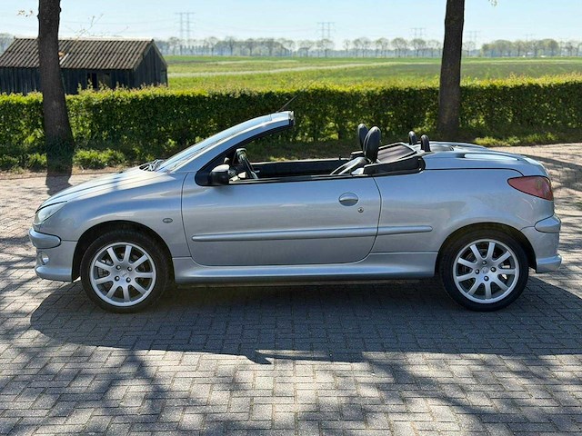 Peugeot 206 cc 1.6-16v roland g. 2-zrv-38 - afbeelding 12 van  22