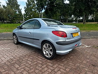 Peugeot 206 cc 2.0 16v , 41-ht-vg - afbeelding 10 van  15