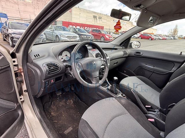 Peugeot 206 phase 2 1 4i one line, 2005 - afbeelding 3 van  33