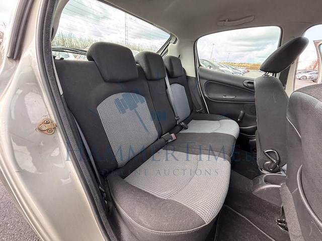 Peugeot 206 phase 2 1 4i one line, 2005 - afbeelding 16 van  33