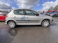 Peugeot 206 phase 2 1 4i one line, 2005 - afbeelding 28 van  33