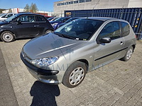 Peugeot 206 phase 2 206 1.4i urban 75, 2007 - afbeelding 1 van  35