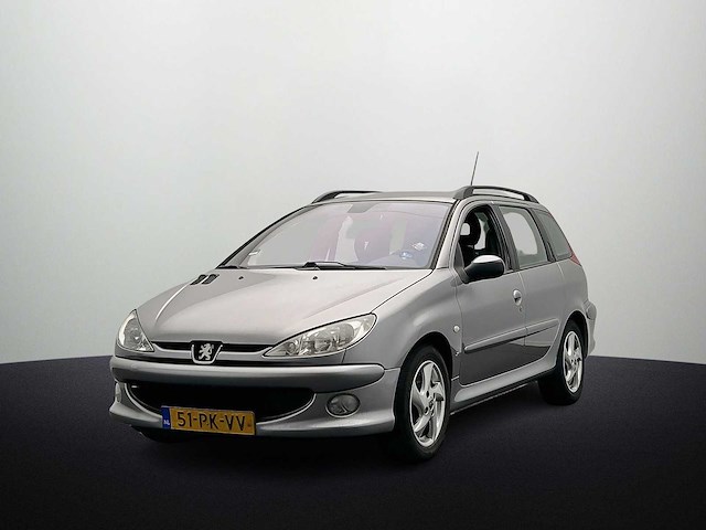 Peugeot 206 sw 1.4-16v xs pack 2004 | 51-pk-vv - afbeelding 1 van  47