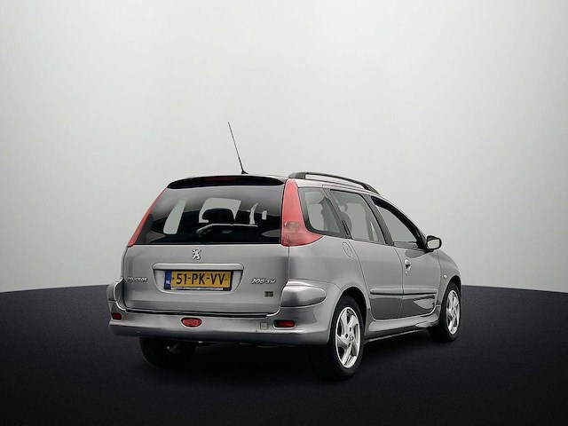 Peugeot 206 sw 1.4-16v xs pack 2004 | 51-pk-vv - afbeelding 8 van  47