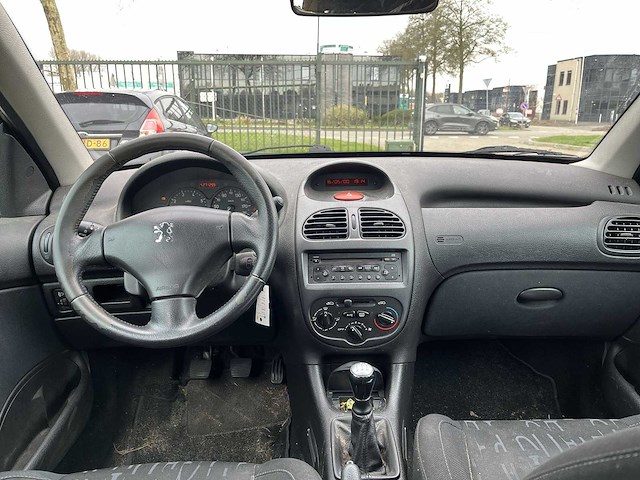Peugeot 206 sw 1.4 xs 2003 | 24-ll-jn - afbeelding 12 van  16