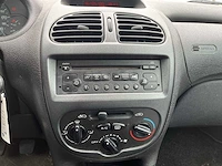 Peugeot 206 sw 1.4 xs 2003 | 24-ll-jn - afbeelding 9 van  23