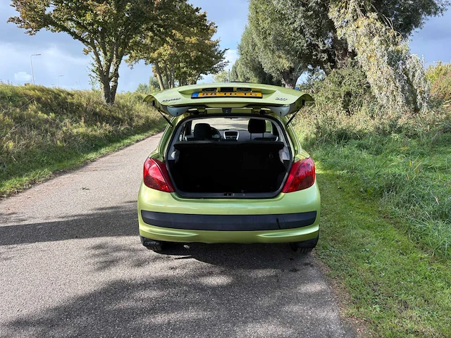Peugeot 207 1.4-16v xs , 88-td-tg - afbeelding 11 van  14