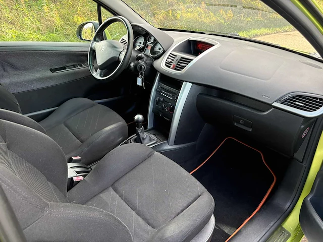 Peugeot 207 1.4-16v xs , 88-td-tg - afbeelding 13 van  14