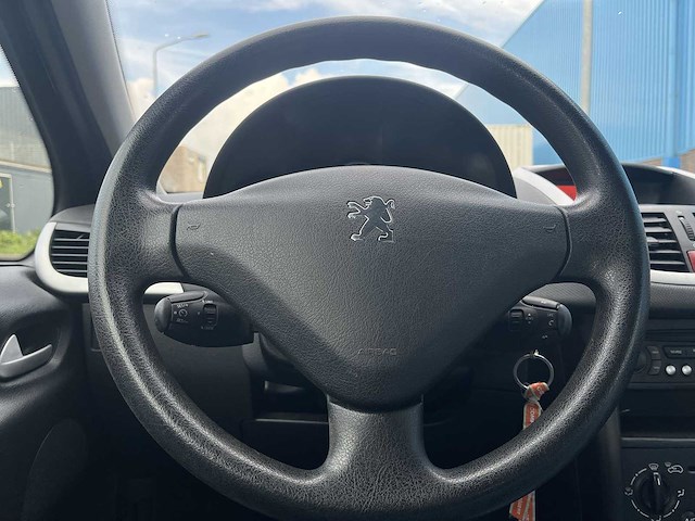 Peugeot 207 1.4 vti cool 'n blue 2008 | 87-zh-hv - afbeelding 13 van  16