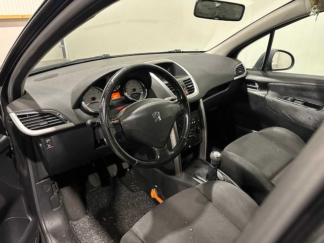 Peugeot 207 1.4 vti look 53-hpg-7 - afbeelding 18 van  18