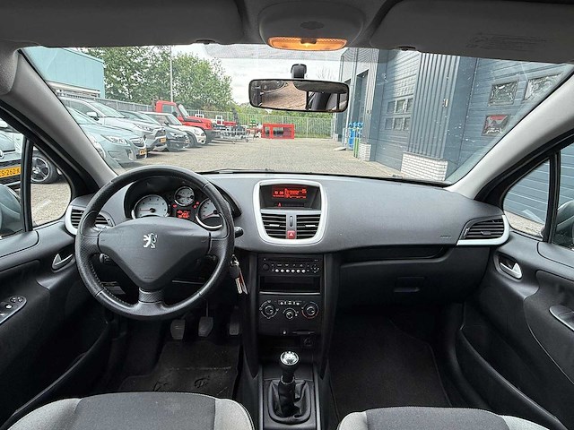 Peugeot 207 1.4 vti millesim 200 2011 | 28-rlf-9 i - afbeelding 13 van  19