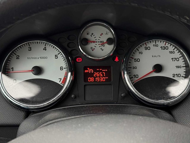 Peugeot 207 1.4 vti millesim 200 2011 | 28-rlf-9 i - afbeelding 14 van  19