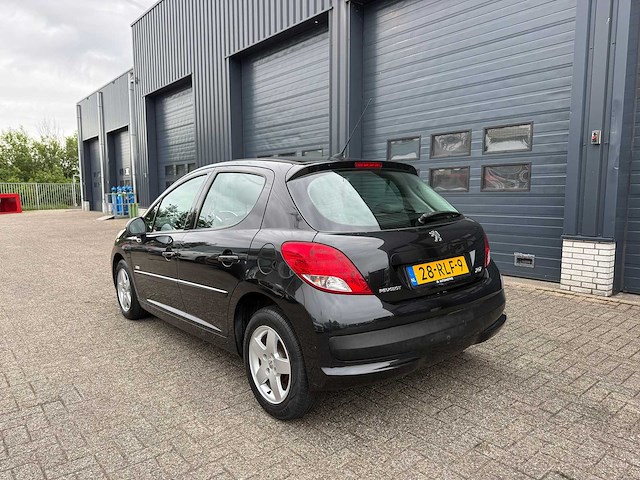 Peugeot 207 1.4 vti millesim 200 2011 | 28-rlf-9 i - afbeelding 15 van  19