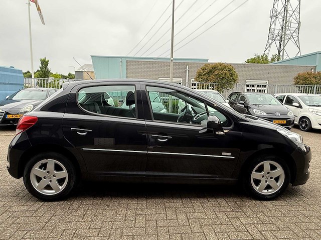 Peugeot 207 1.4 vti millesim 200 2011 | 28-rlf-9 i - afbeelding 18 van  19