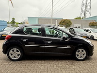 Peugeot 207 1.4 vti millesim 200 2011 | 28-rlf-9 i - afbeelding 18 van  19